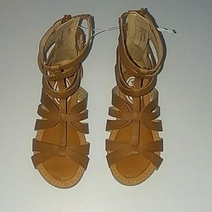 Girls sandals